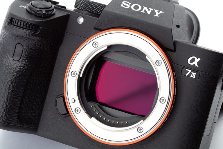 دوربین بدون آینه سونی Sony Alpha a7 III Mirrorless kit 28-70mm
